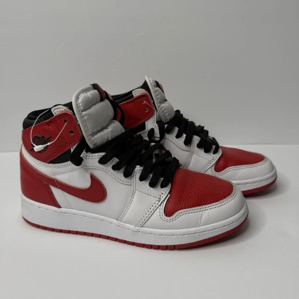 Nike Air Jordan 1‎ Retro High OG Heritage Red White 555088-161 Womens Sz 7 , 5Y
